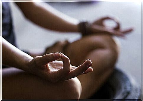 Learn 4 basic steps to start meditating now