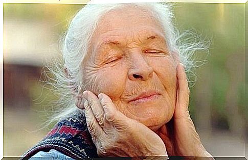 Regulating our emotions in old age: The key to well-being